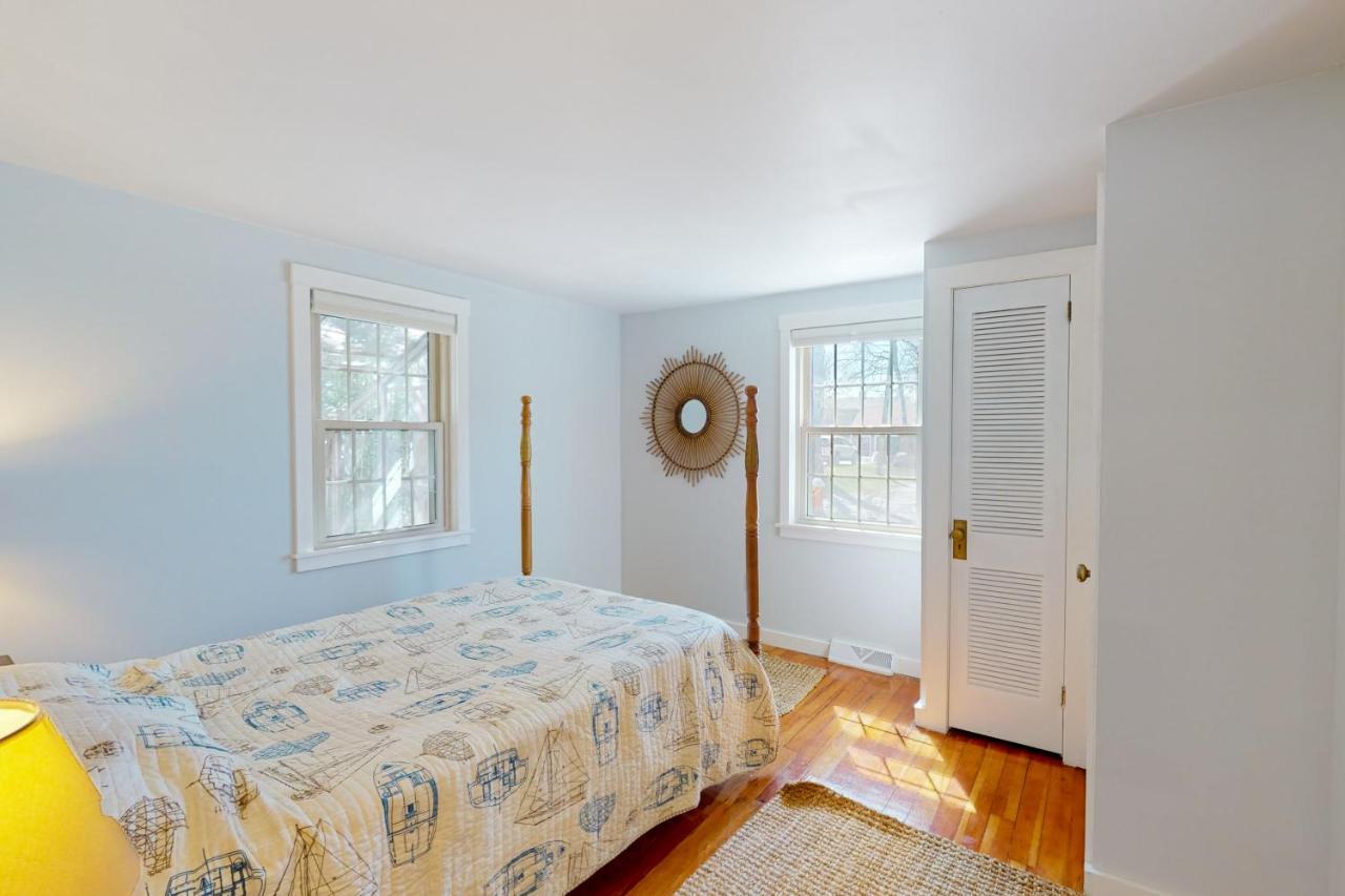 Villa Adventures On Buzzards Bay Bourne Exterior foto