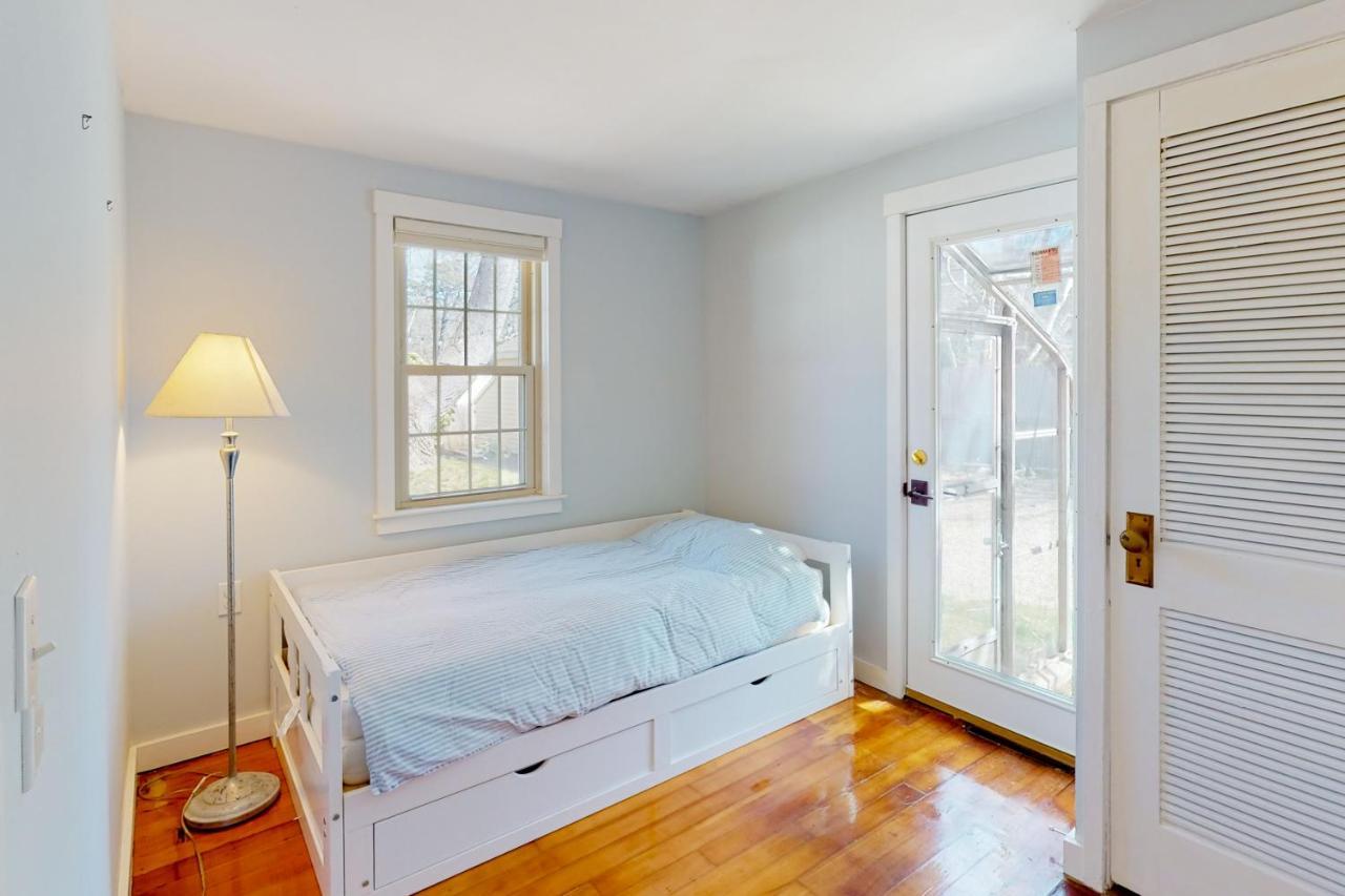 Villa Adventures On Buzzards Bay Bourne Exterior foto